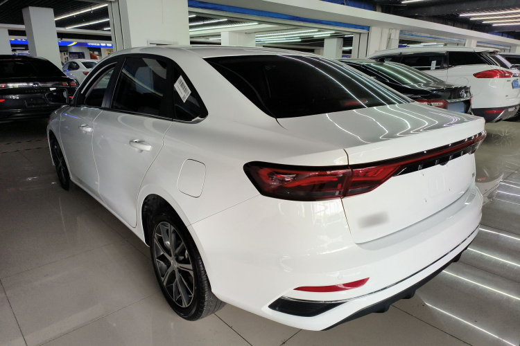 GEELY Emgrand 2024 car image #5