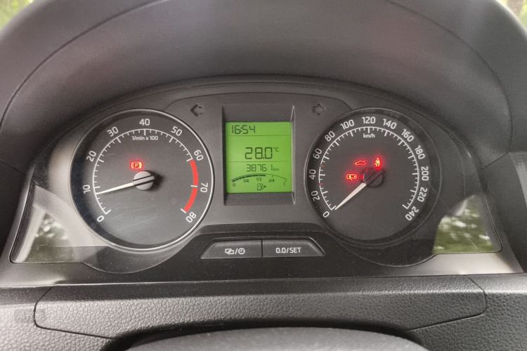 Skoda Rapid 2016 #14 Skoda Rapid 2016 image de voiture #14