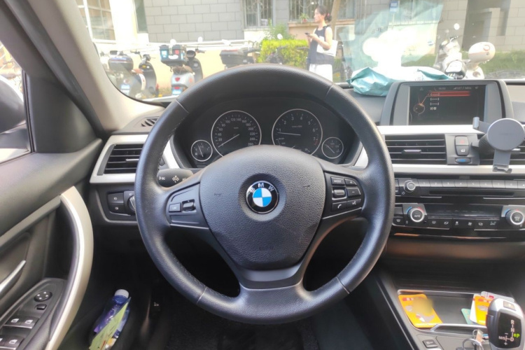 BMW 3 Series 2016 #15 BMW 3 Series 2016 car image #15