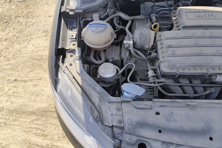 Volkswagen Santana 2020 car image #23