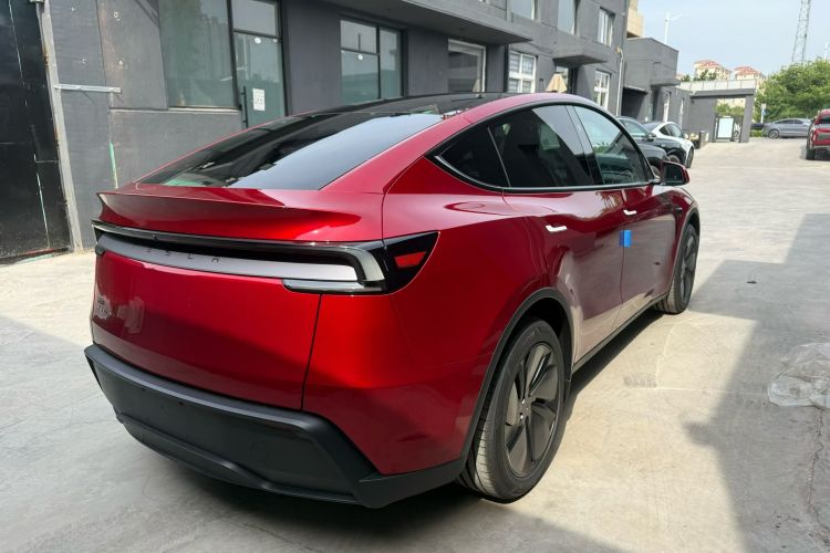 Tesla Model Y 2016 #6 Tesla Model Y 2016 car image #6
