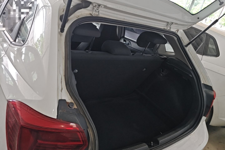 Volkswagen Polo 2023 car image #19