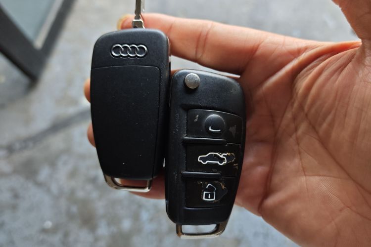 Audi Q3 2018 immagine di auto #9