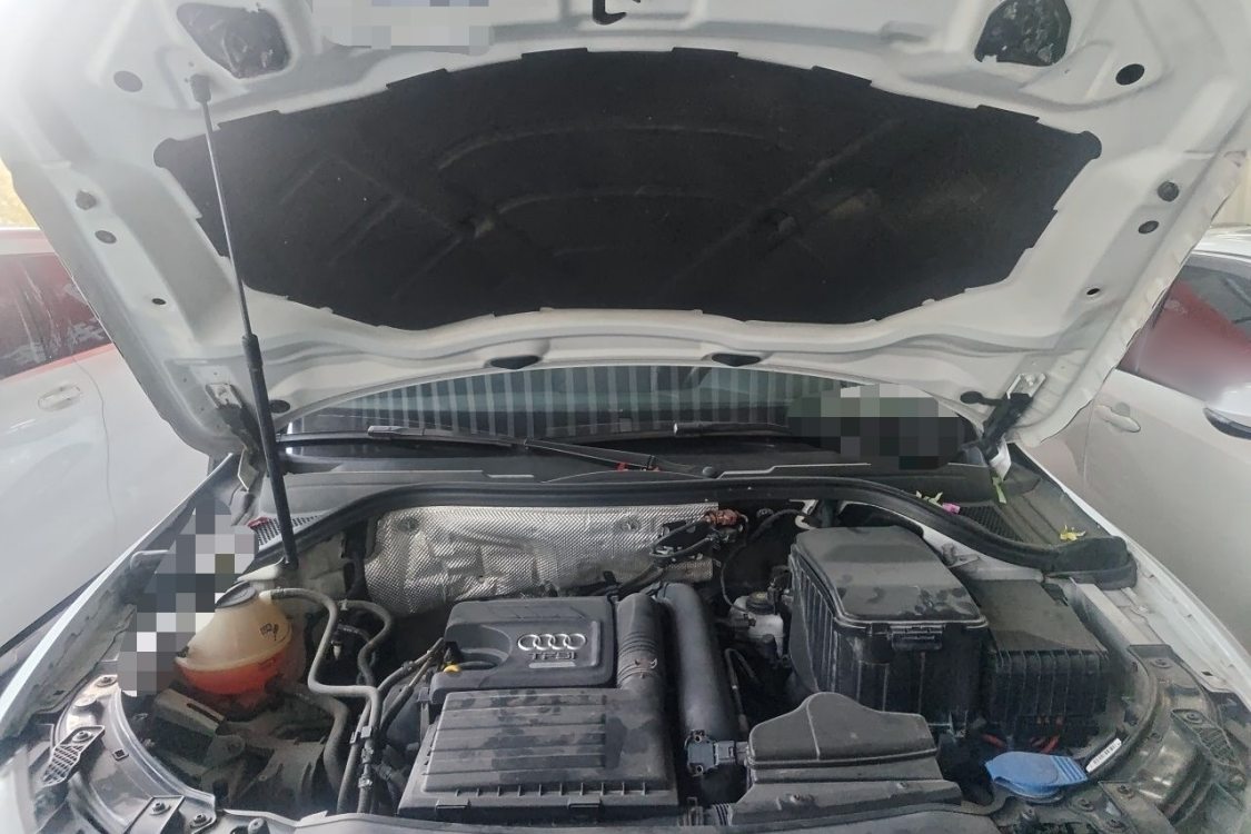 Audi Q3 2016 immagine di auto #10
