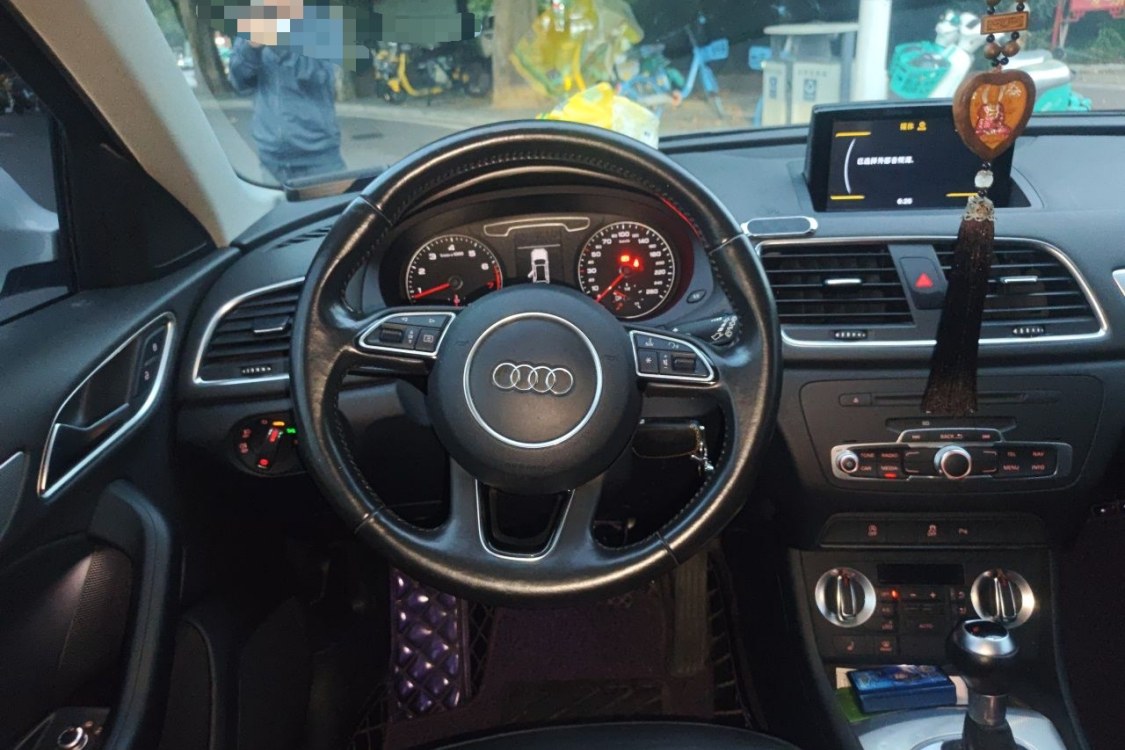 Audi Q3 2015 image de voiture #22