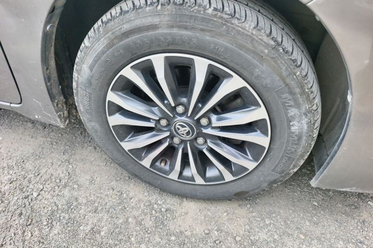 Toyota Corolla 2018 car image #6