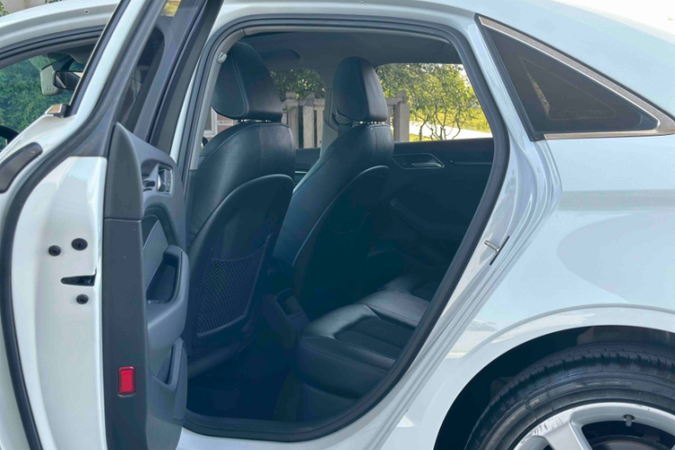 Audi A3 2018 image de voiture #18