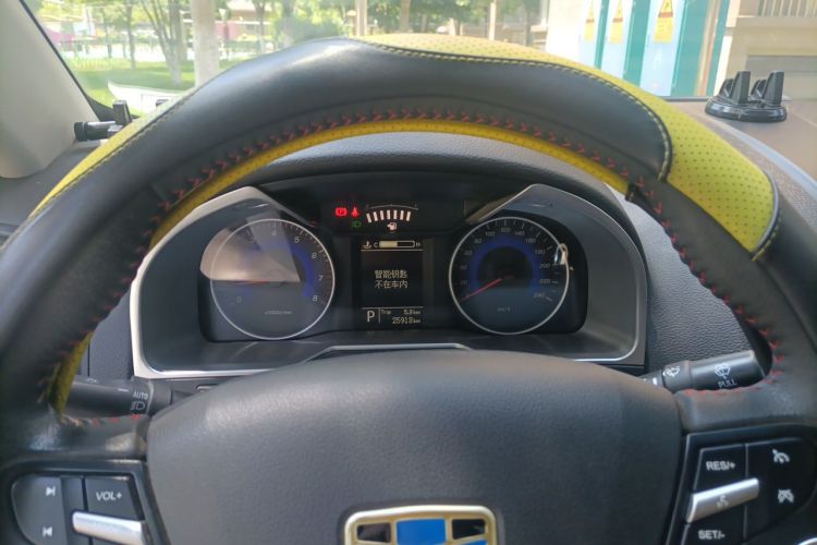 GEELY Emgrand 2015 #12 GEELY Emgrand 2015 car image #12