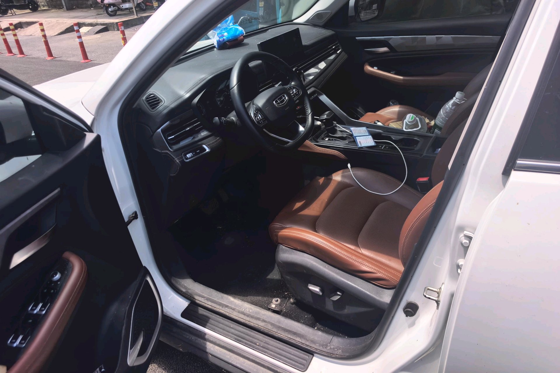 GEELY Vision X6 2023 imagem de carro #5