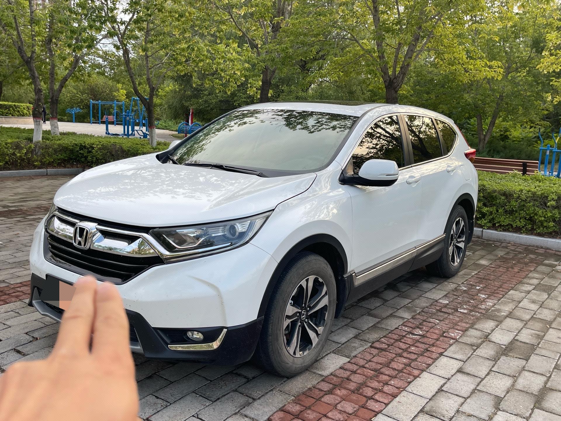 Honda CR-V 2019 car image 