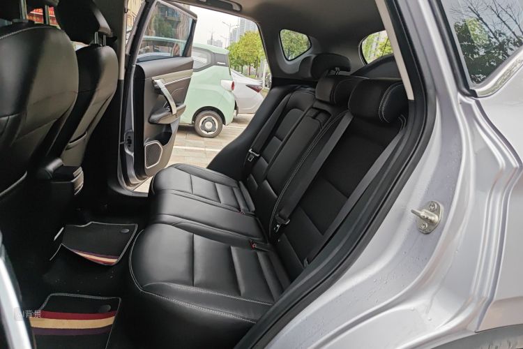 GEELY Coolray 2019 immagine di auto #19