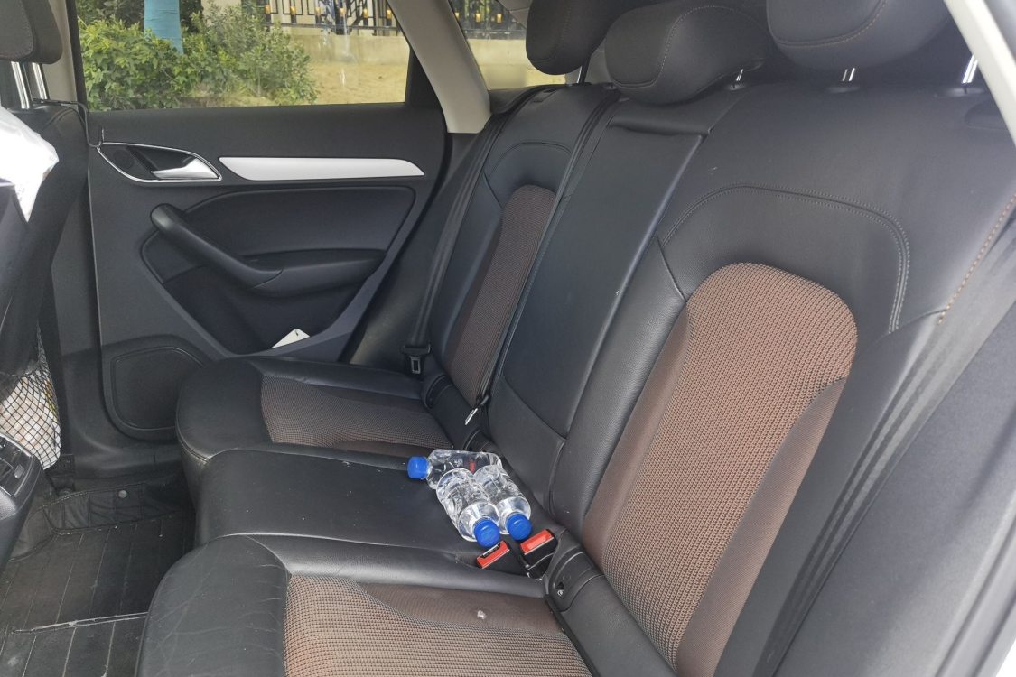 Audi Q3 2018 #19 Audi Q3 2018 car image #19