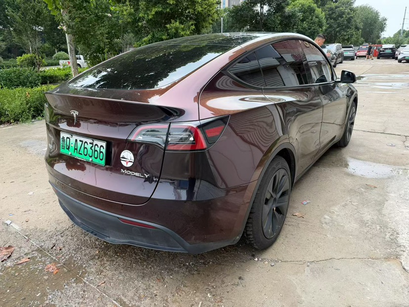 Tesla Model Y 2023 #7 Tesla Model Y 2023 immagine di auto #7