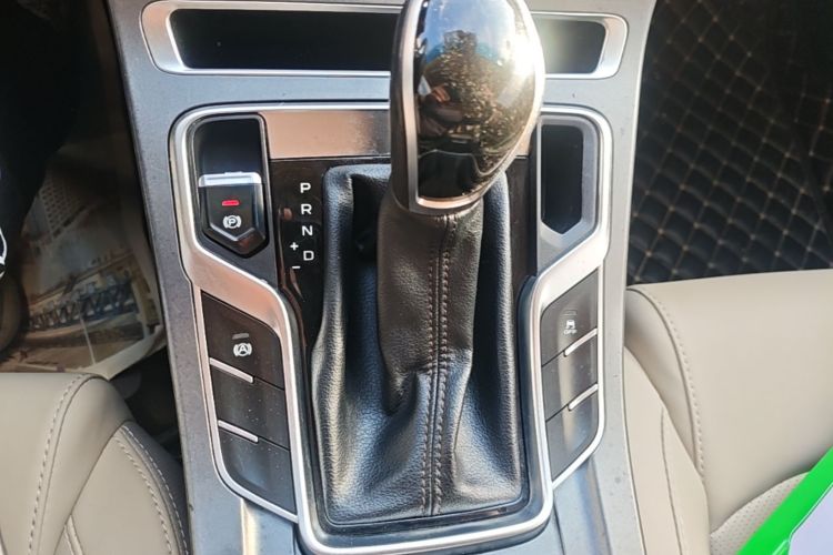GEELY Emgrand 2018 #14 GEELY Emgrand 2018 car image #14