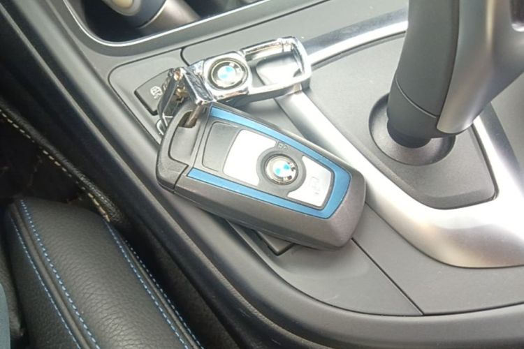 BMW 3 Series GT 2020 car image #9