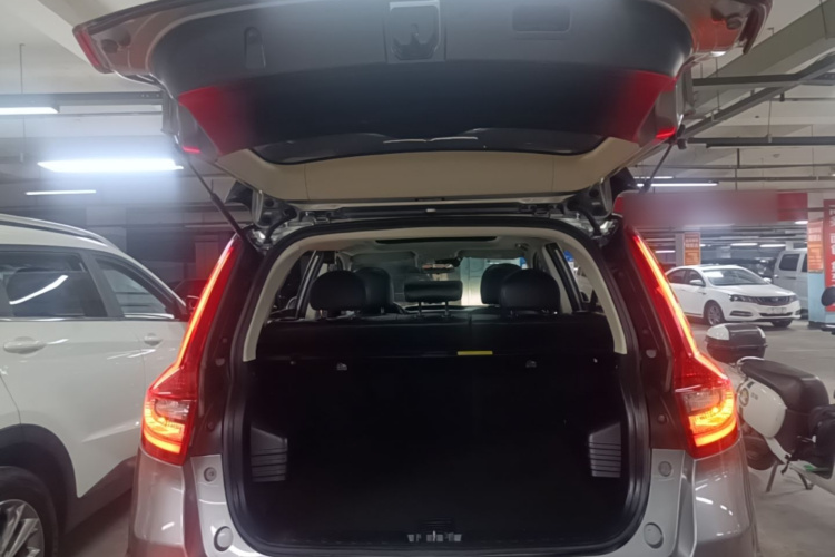 GEELY Vision X6 2019 car image #19