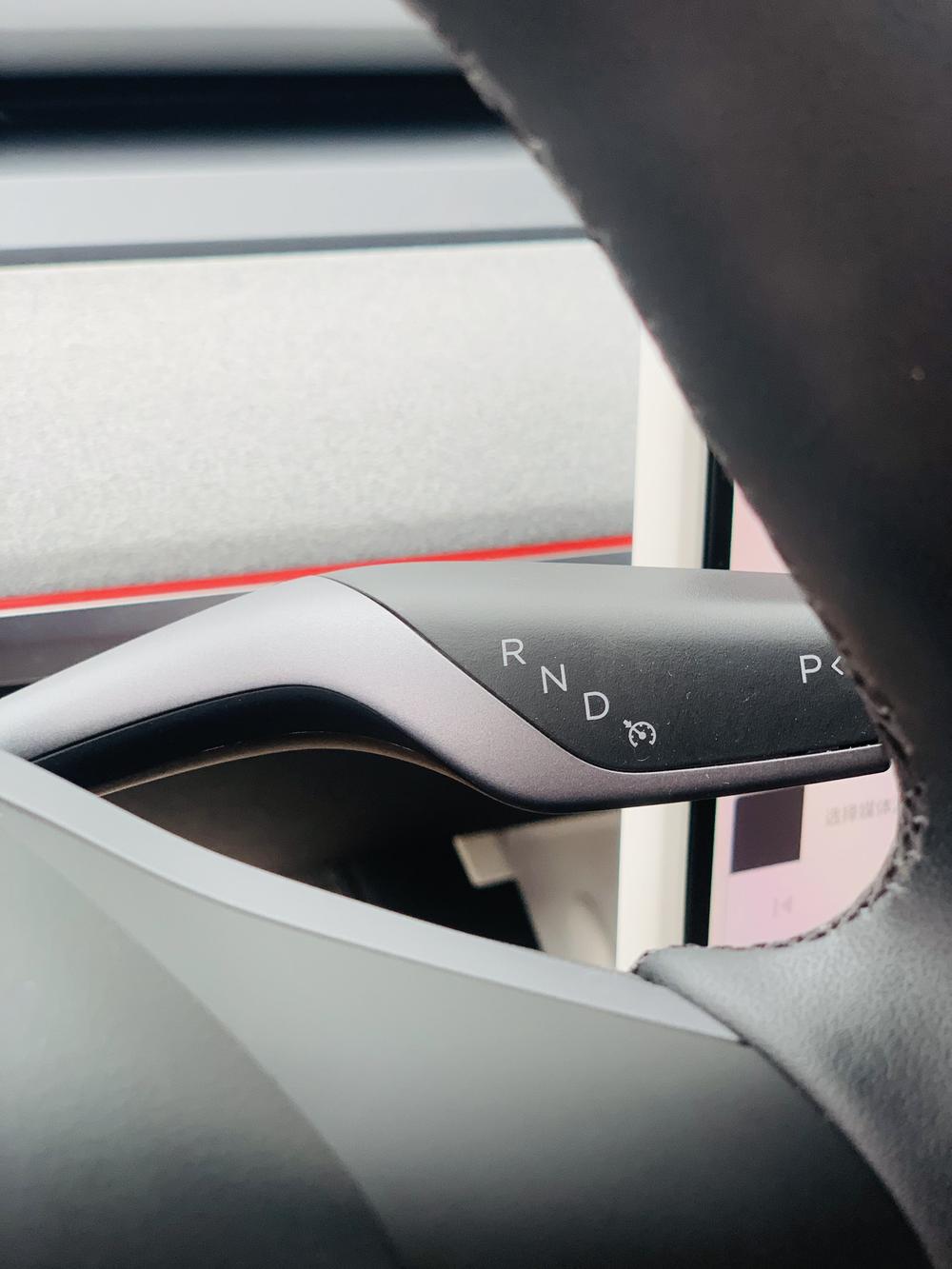 Tesla Model Y 2024 #23 Tesla Model Y 2024 car image #23