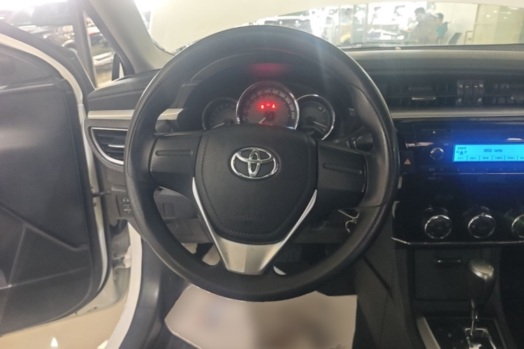 Toyota Corolla 2017 car image #11
