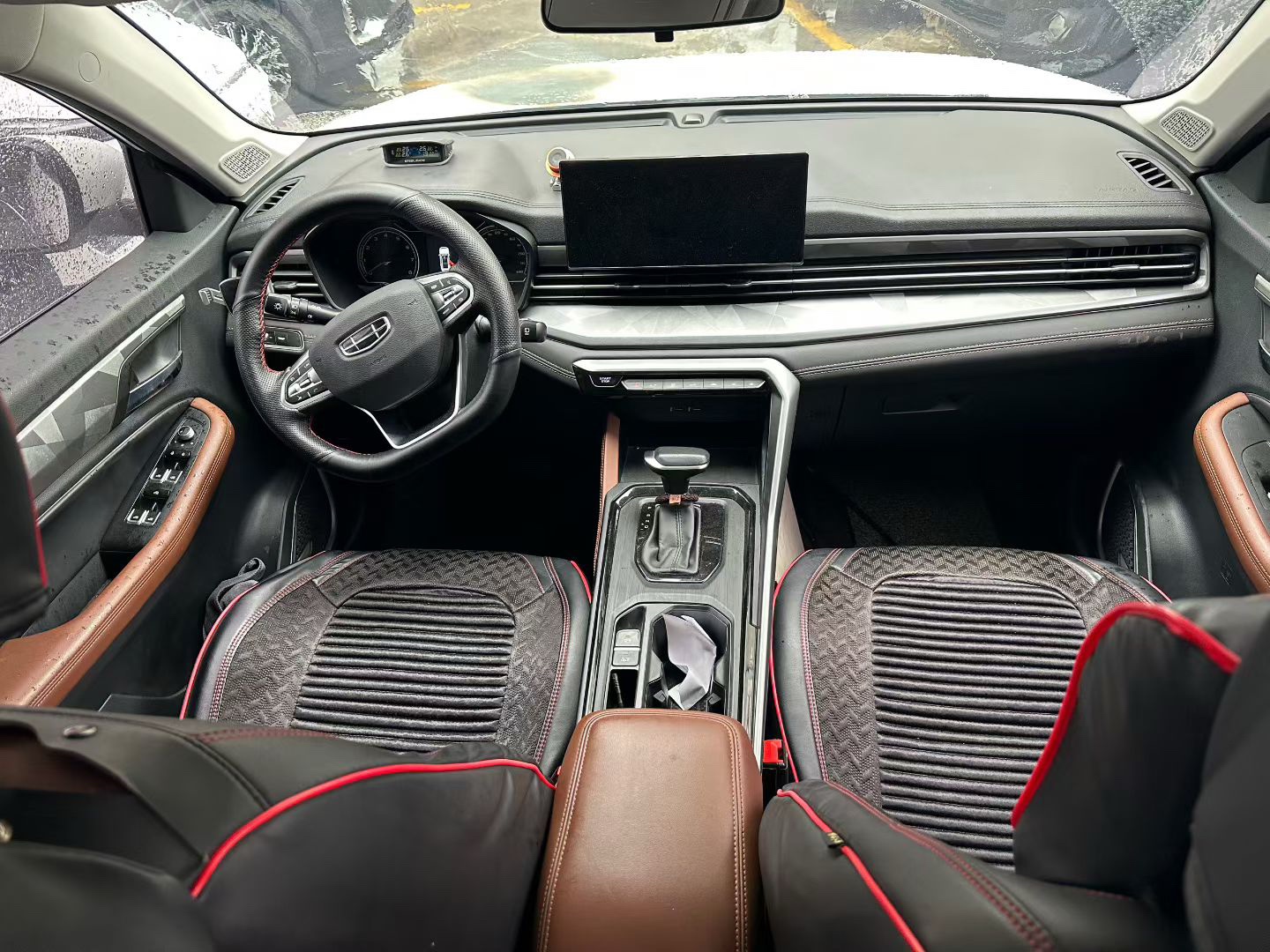 GEELY Vision X6 2021 صورة سيارة #5