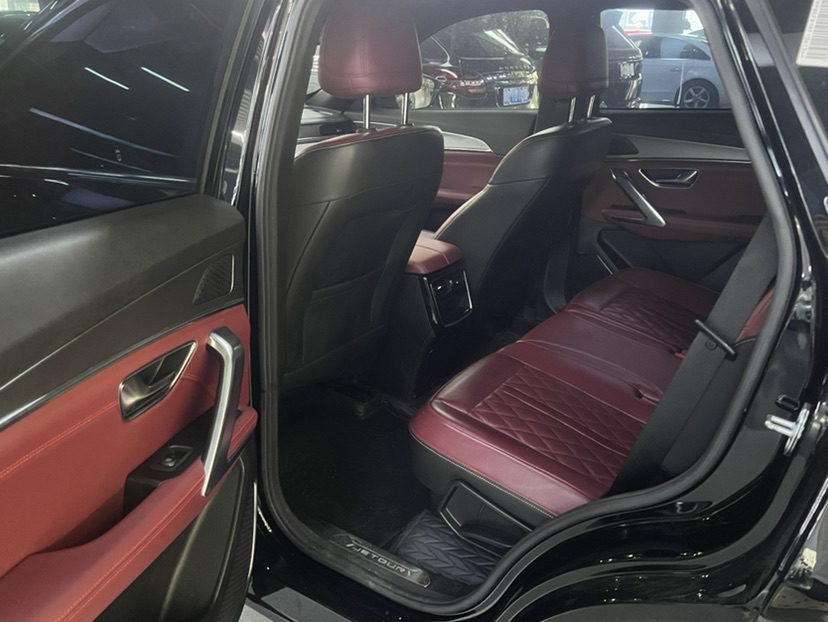 Jetour X70 PLUS 2024 car image #6