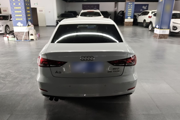 Audi A3 2017 car image #6