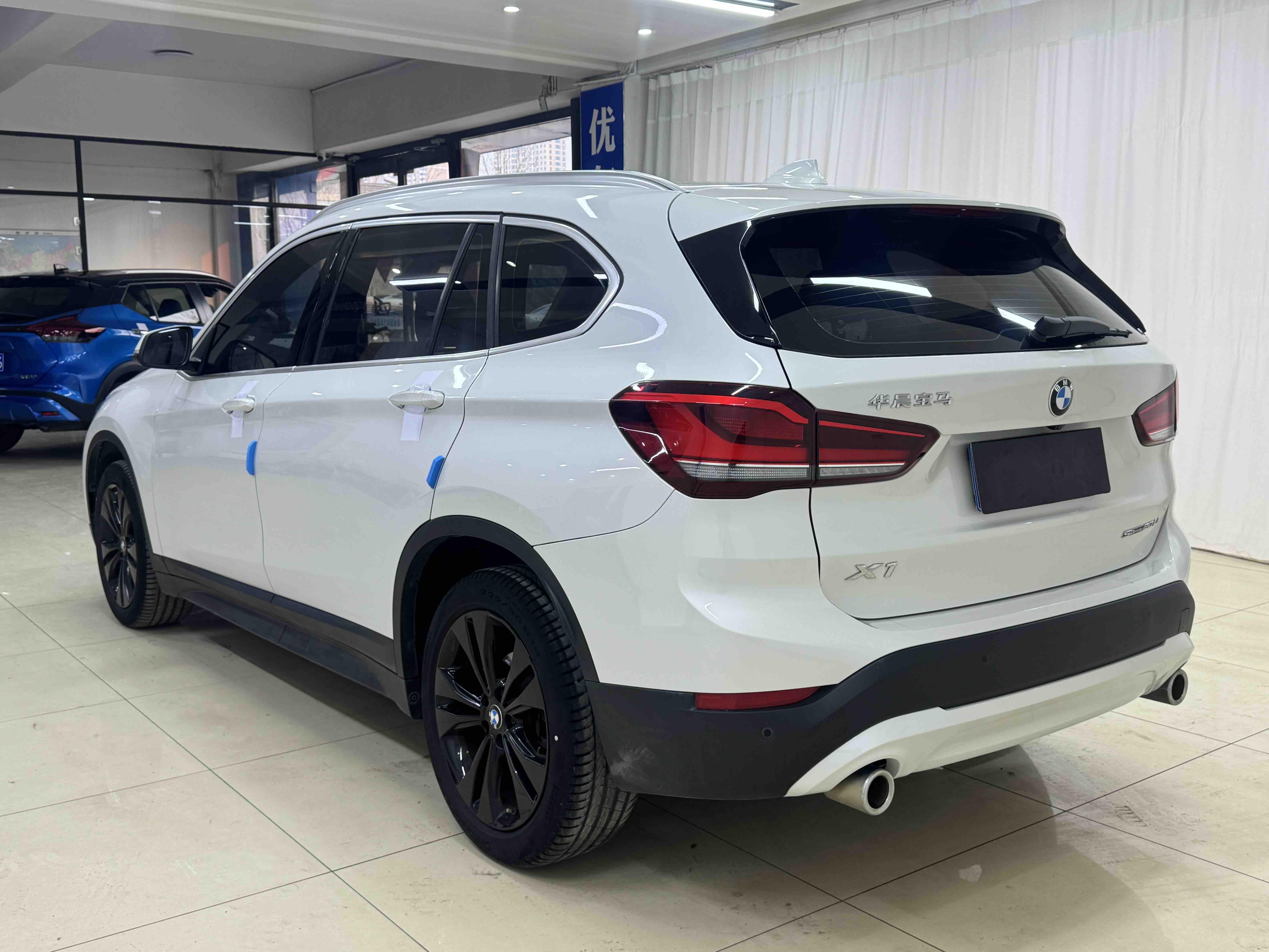 BMW X1 2022 car image #3