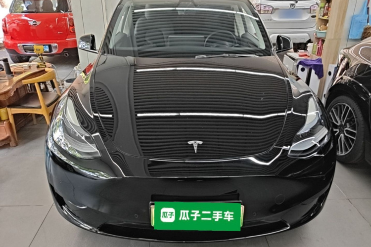 Tesla Model Y 2022 car image #3