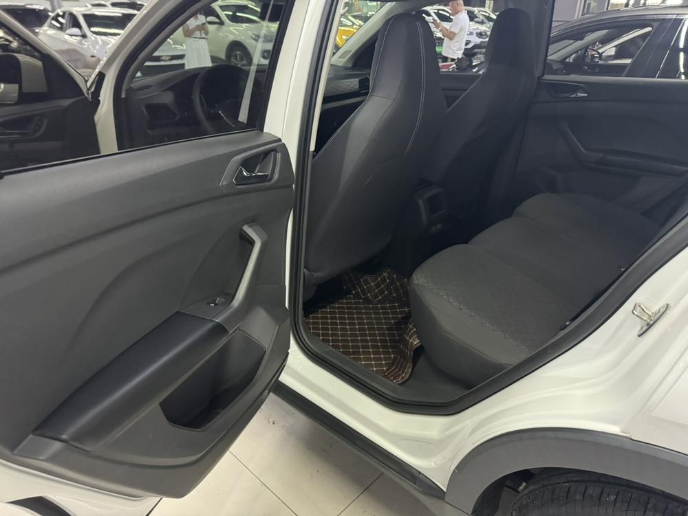 Volkswagen T-Cross 2021 immagine di auto #8