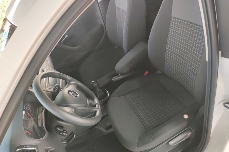 大众 Polo 2015 汽车图片 #19