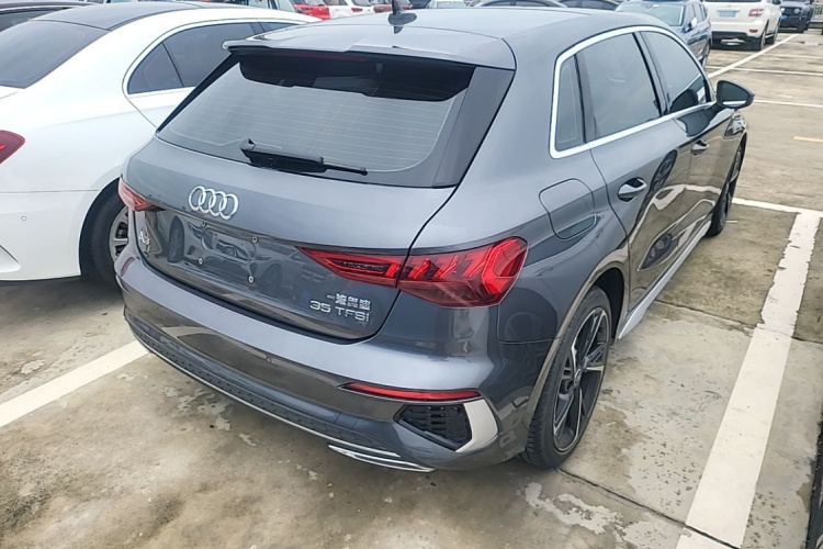 Audi A3 2024 immagine di auto #7