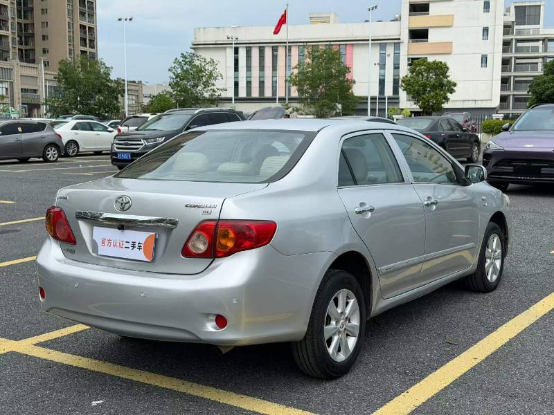 Toyota Corolla 2010 car image #5
