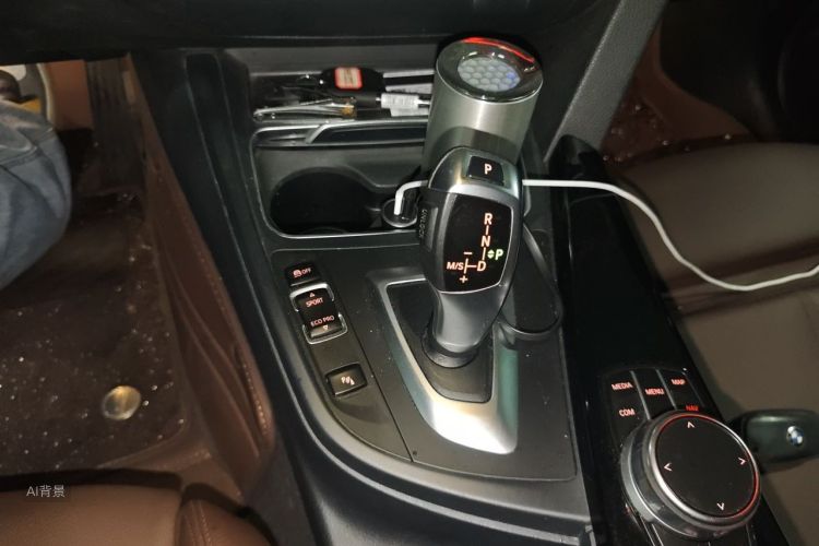 BMW 3 Series 2019 #16 BMW 3 Series 2019 car image #16