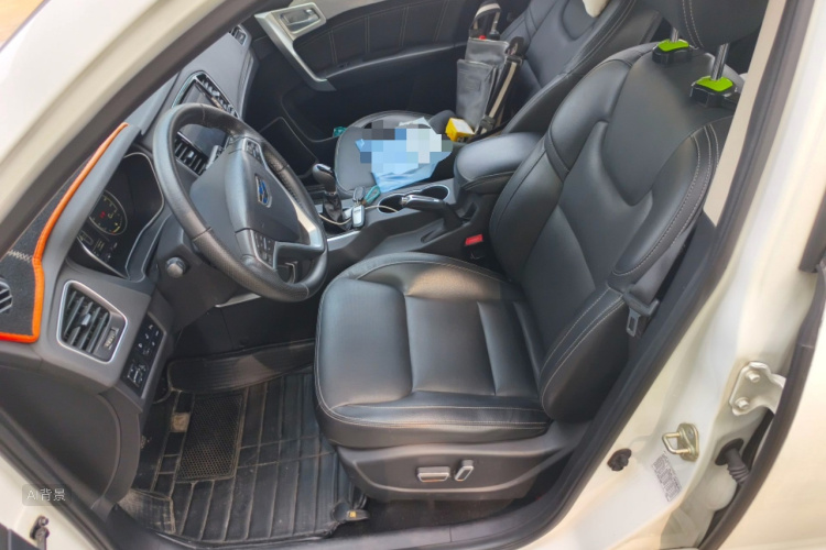 GEELY Vision X6 2017 immagine di auto #17