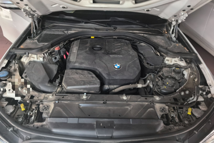 BMW 3 Series 2020 car image #22