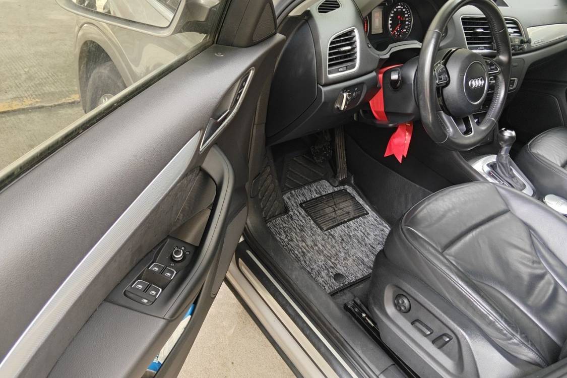 Audi Q3 2015 #25 Audi Q3 2015 car image #25