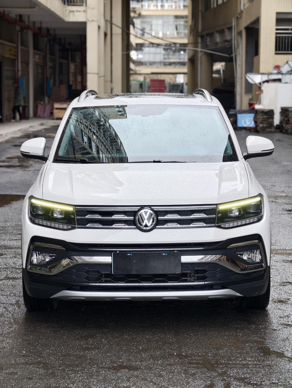 Volkswagen T-Cross 2020 #2 Volkswagen T-Cross 2020 car image #2