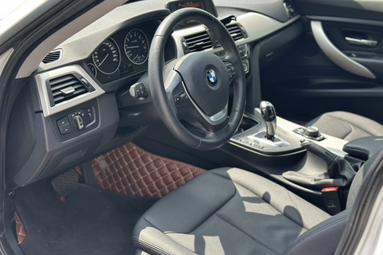 BMW 3 Series GT 2017 #11 BMW 3 Series GT 2017 car image #11