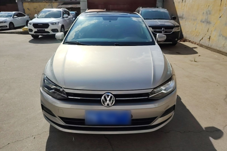 Volkswagen Polo 2020 car image #3