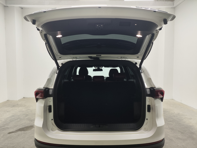 Jetour X70 PLUS 2025 car image #17