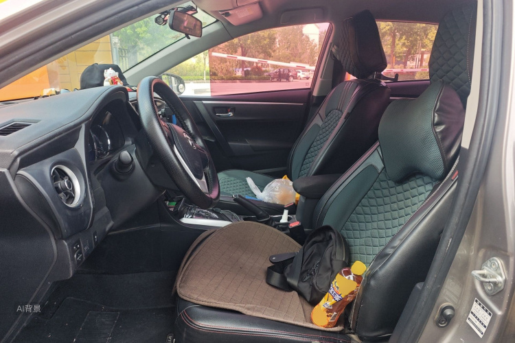 Toyota Corolla 2018 immagine di auto #17