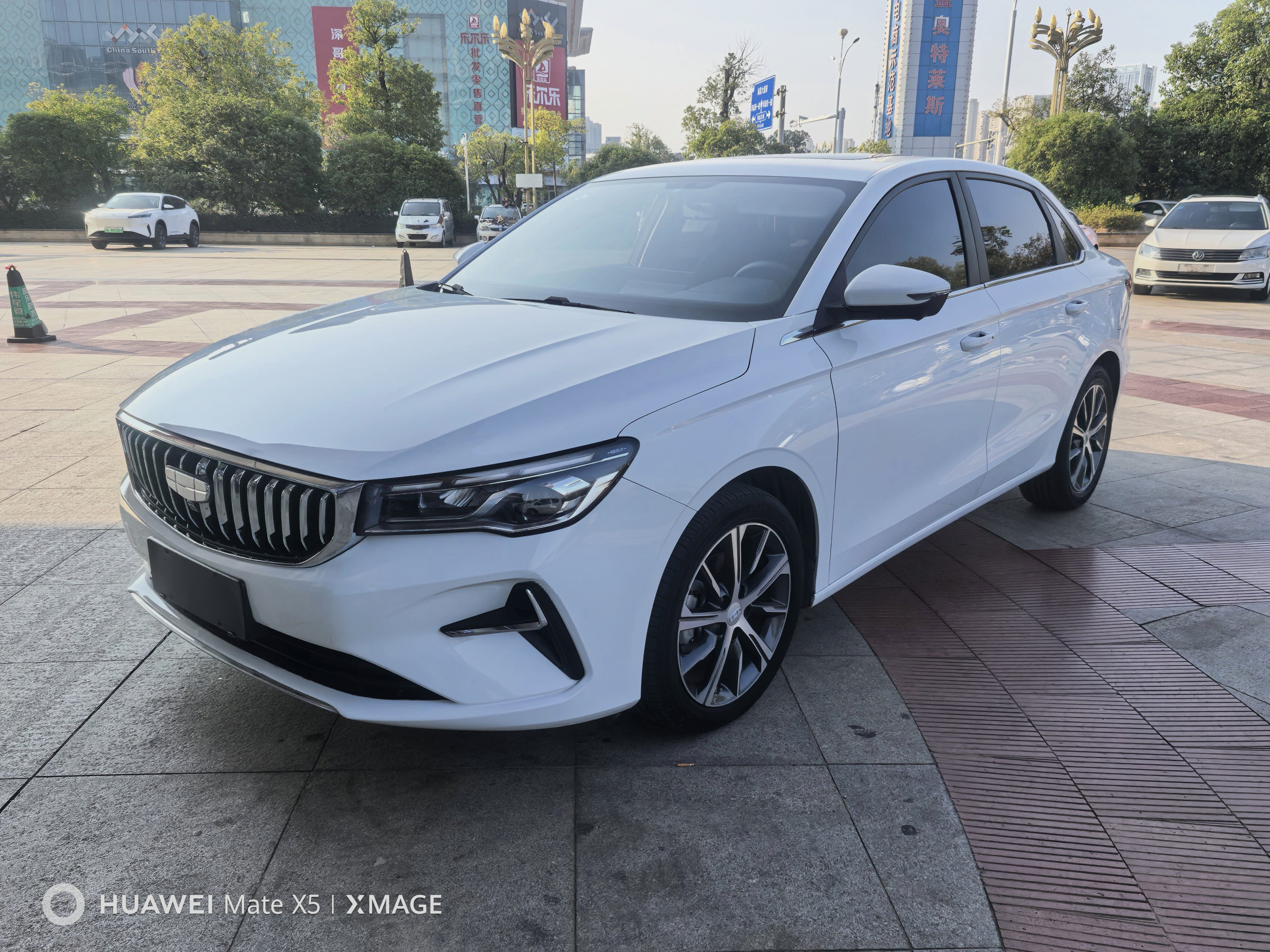 GEELY Emgrand 2026 car image #2