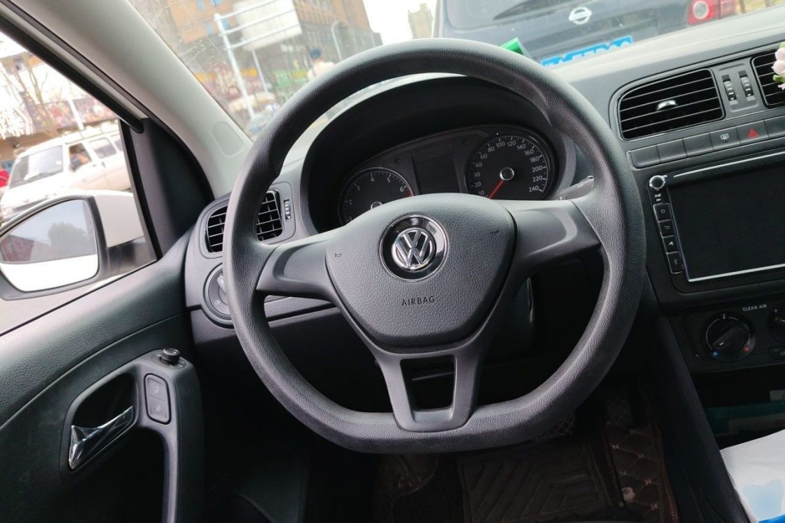 Volkswagen Polo 2017 immagine di auto #22
