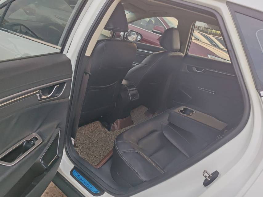 GEELY Emgrand GS 2016 #8 GEELY Emgrand GS 2016 immagine di auto #8