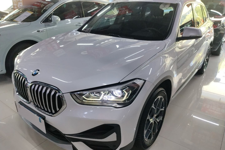 BMW X1 2021 #2 BMW X1 2021 imagen de coche #2