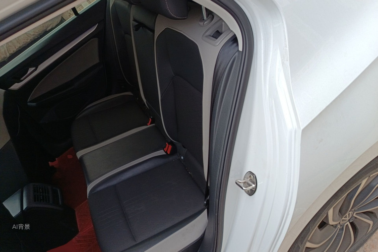 Volkswagen Golf 2022 صورة سيارة #19