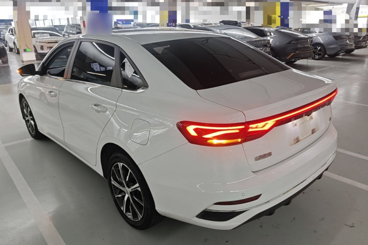 GEELY Emgrand 2024 car image #5