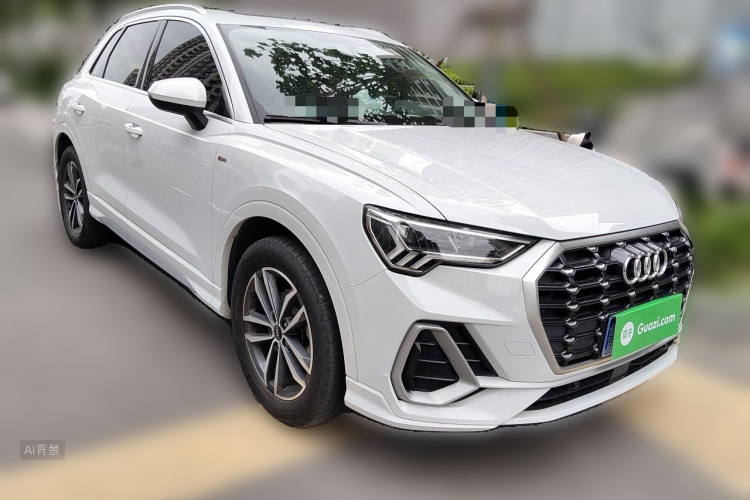Audi Q3 2022 car image #4