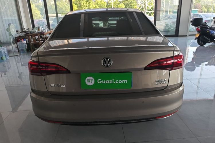 Volkswagen Bora 2019 #6 Volkswagen Bora 2019 car image #6