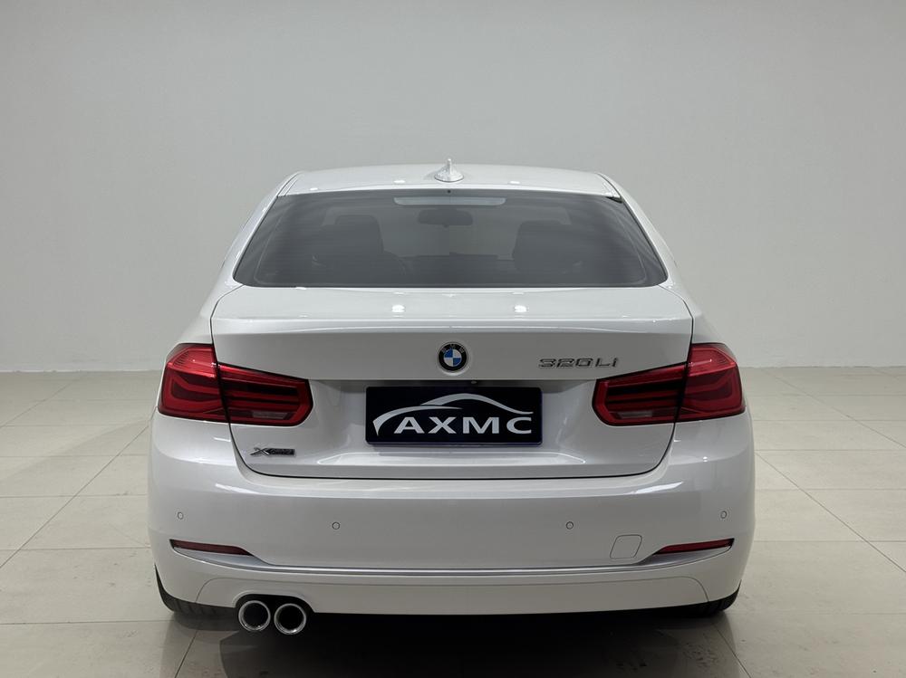 BMW 3 Series 2018 car image #5