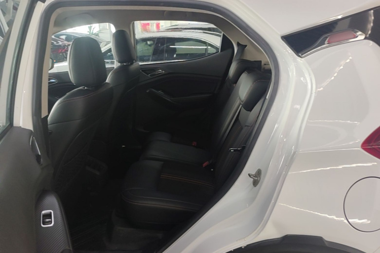 BYD Yuan 2017 #17 BYD Yuan 2017 car image #17
